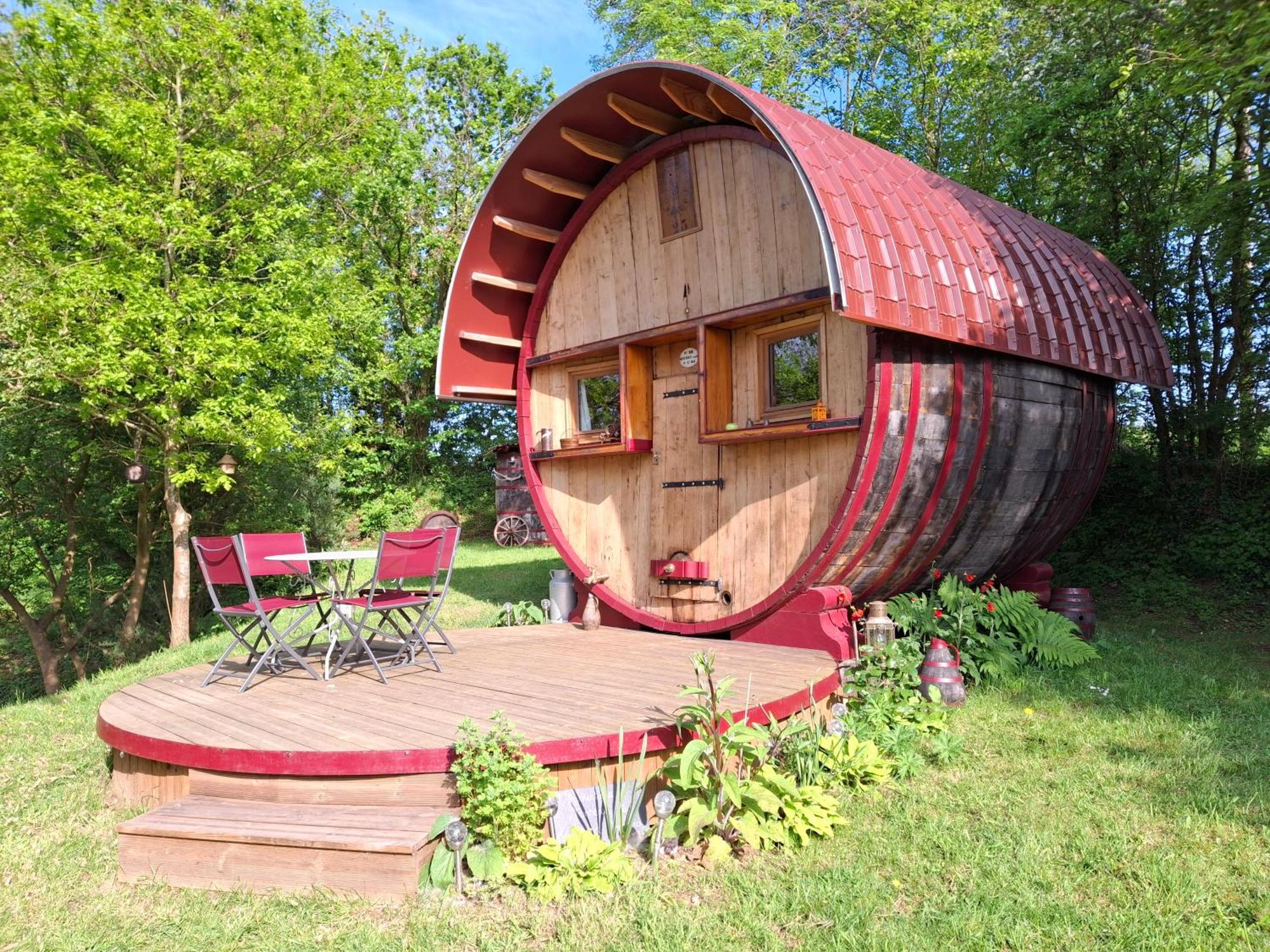 L'authentique Tonneau A Cidre D'emma Holiday home Litteau